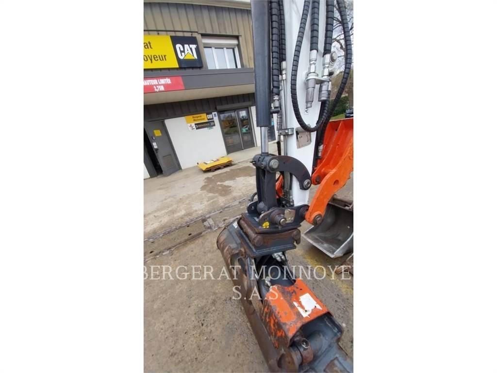 Bobcat E27 Lánctalpas kotrók