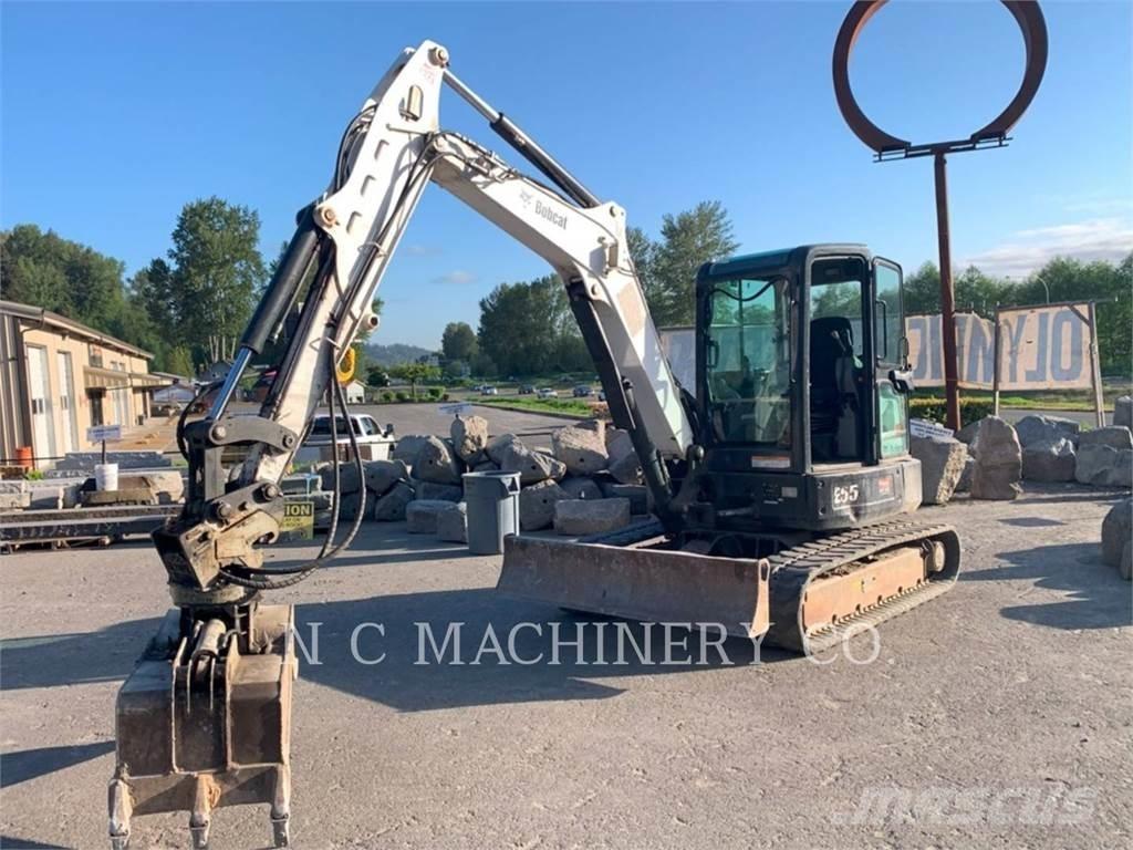 Bobcat E55 Lánctalpas kotrók