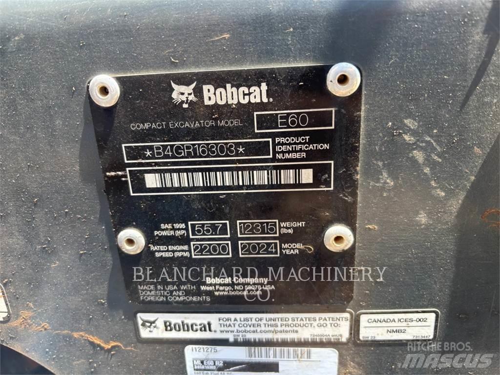Bobcat E60 Lánctalpas kotrók
