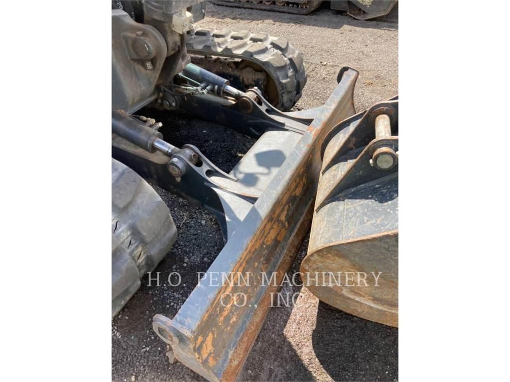Bobcat E85 Lánctalpas kotrók