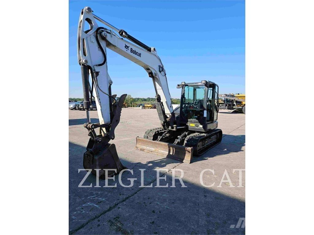 Bobcat E85 Lánctalpas kotrók