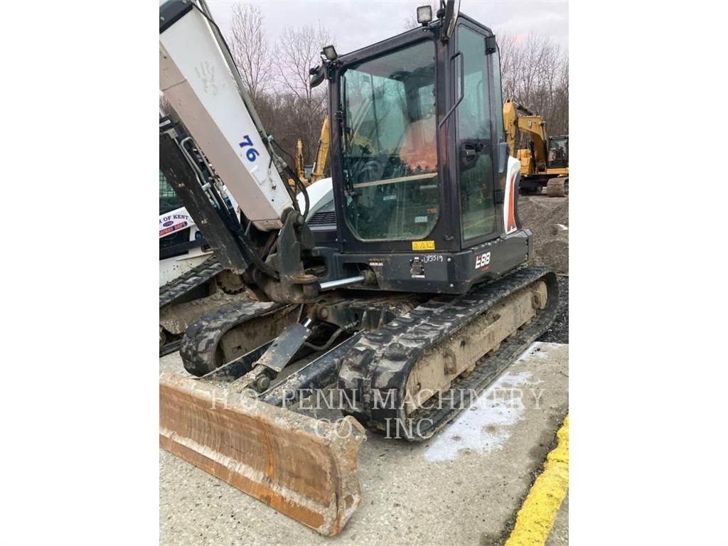 Bobcat E88 Lánctalpas kotrók