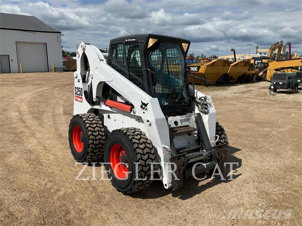 Bobcat S250 Kompaktrakodók