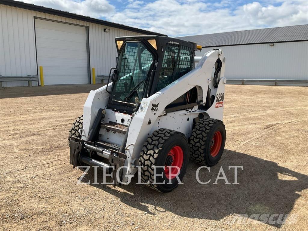 Bobcat S250 Kompaktrakodók
