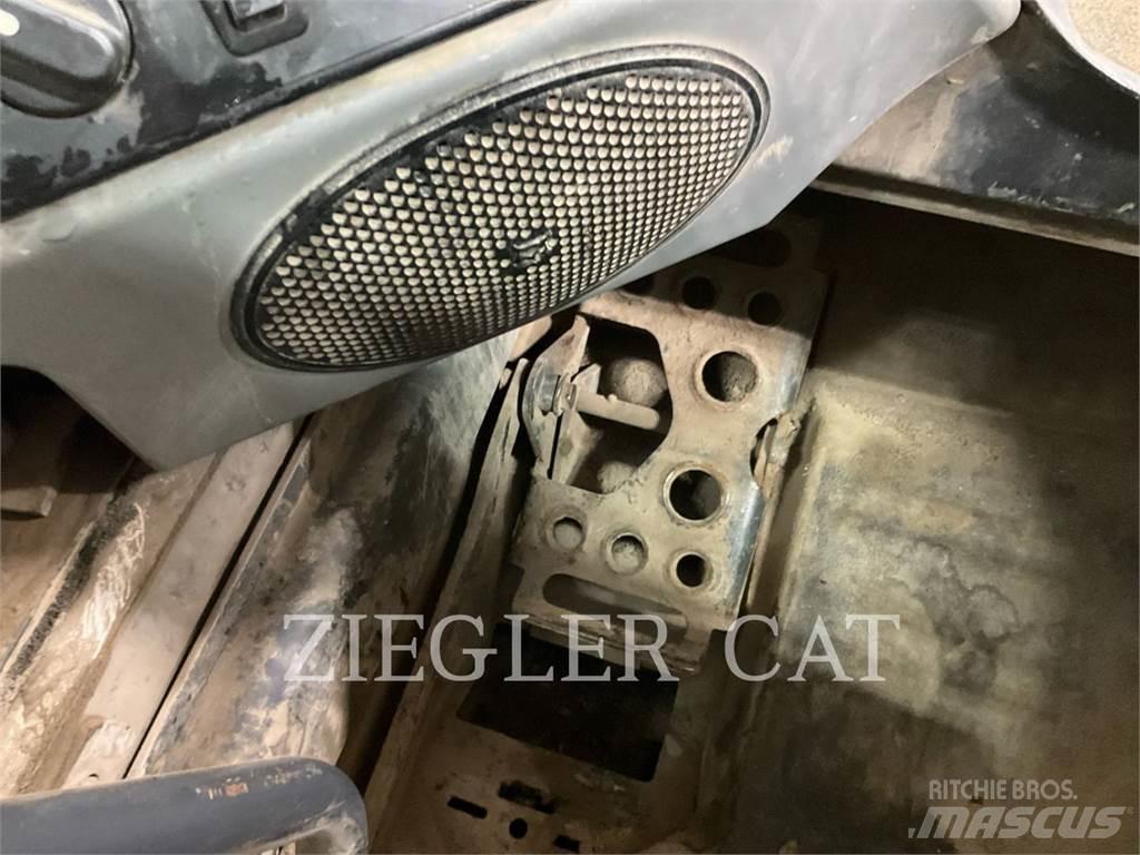 Bobcat T595 Lánctalpas homlokrakodók