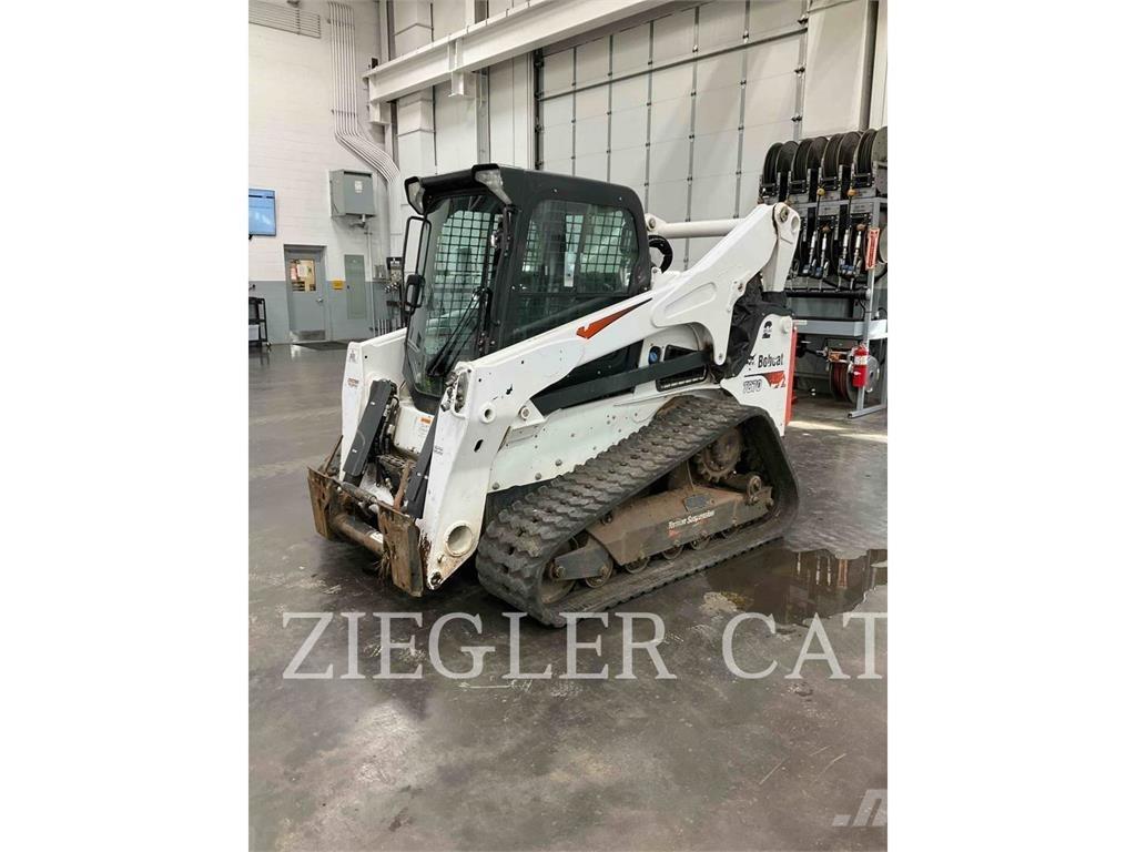 Bobcat T870 Lánctalpas homlokrakodók
