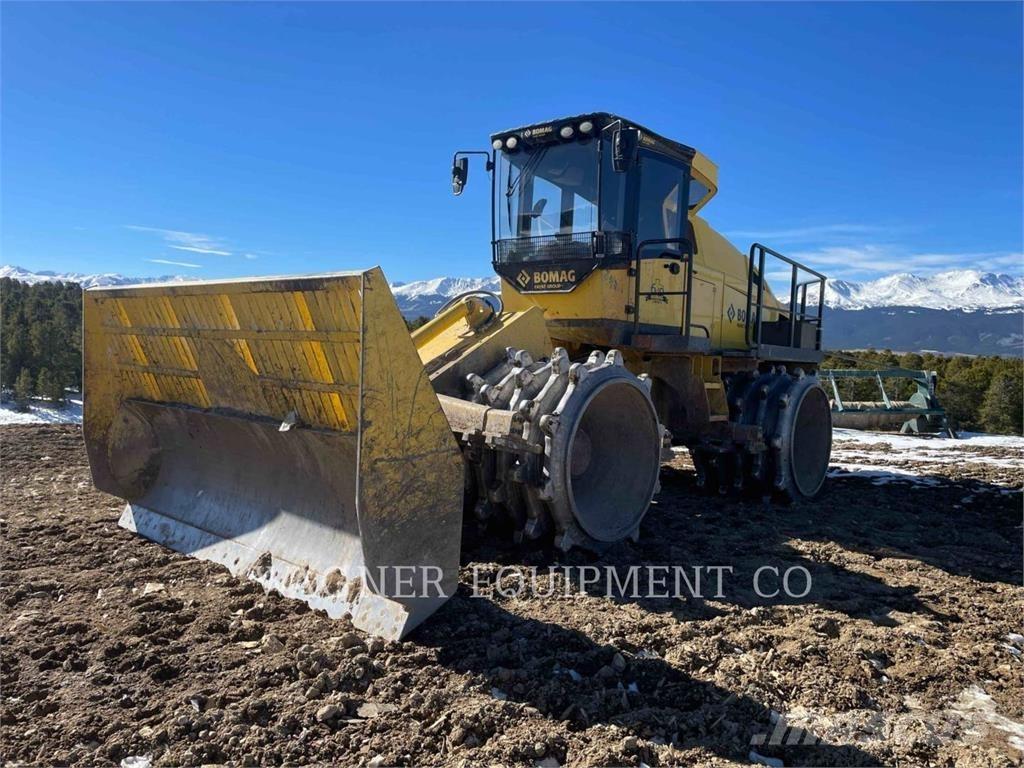 Bomag BC573RB-4 Talajtömörítő gépek