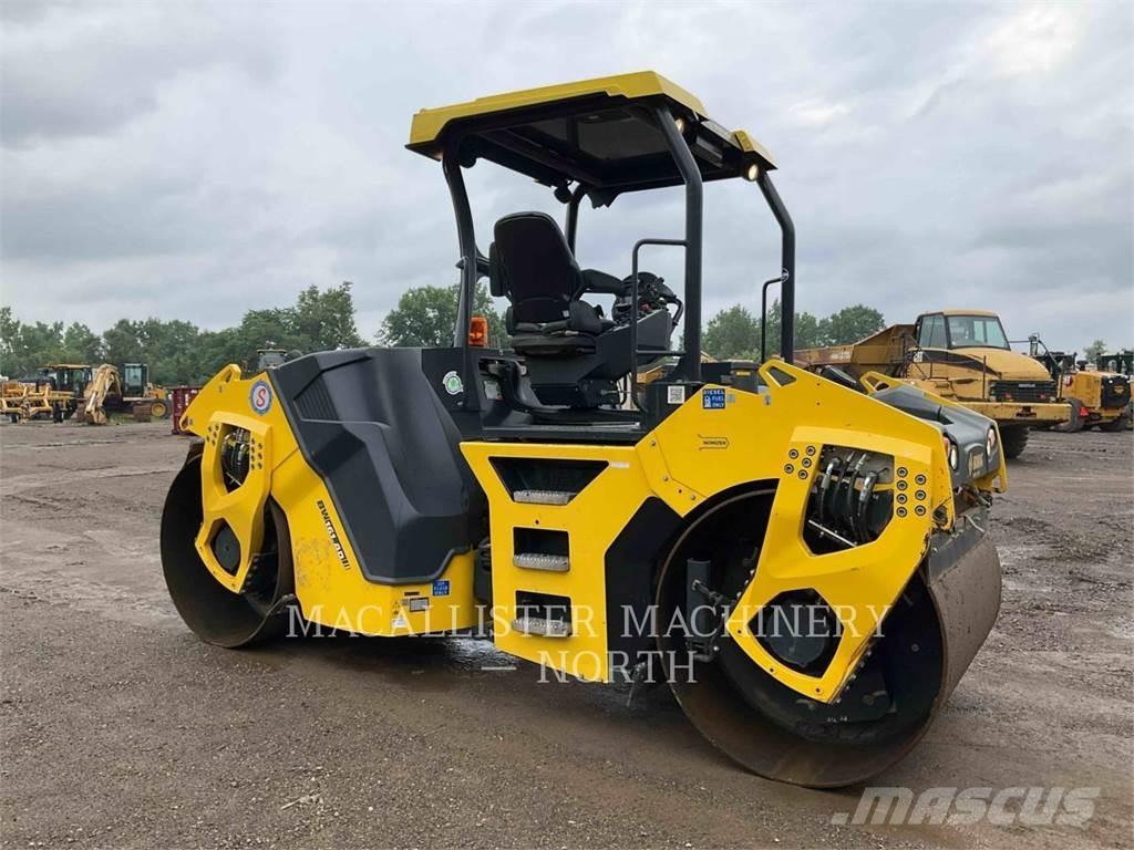 Bomag BW161 Ikerdobos hengerek