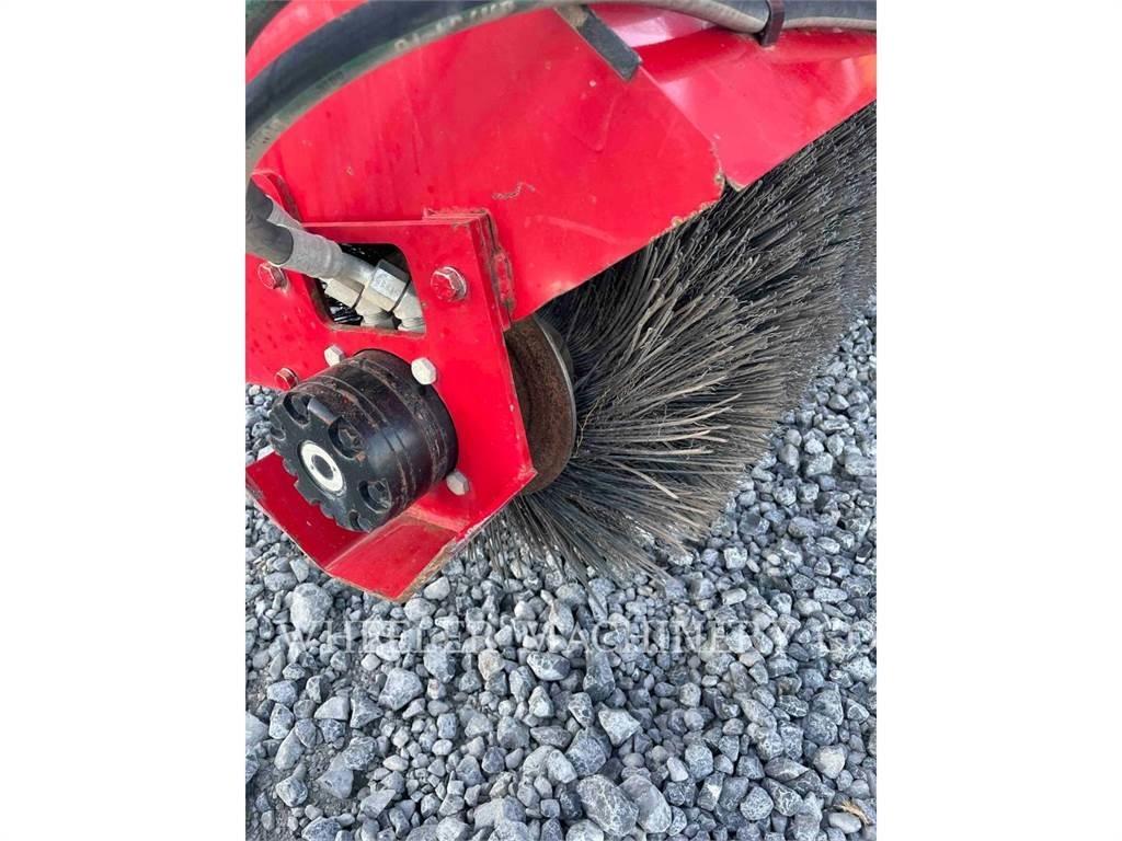 Broce BROOM 3 Úttakarító gépek
