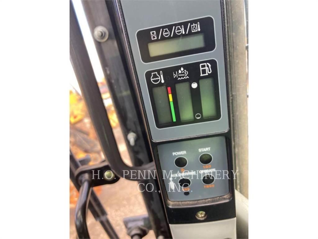 CASE TR340 Lánctalpas homlokrakodók