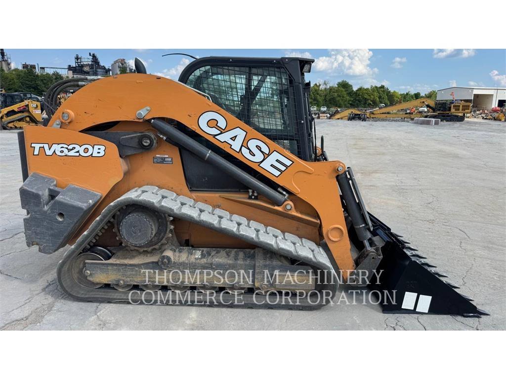 CASE TV260B Kompaktrakodók
