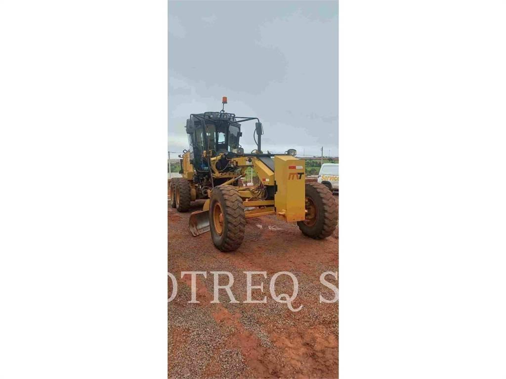 CAT 120 Gréderek
