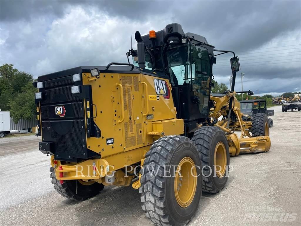 CAT 120 AWD CS Gréderek