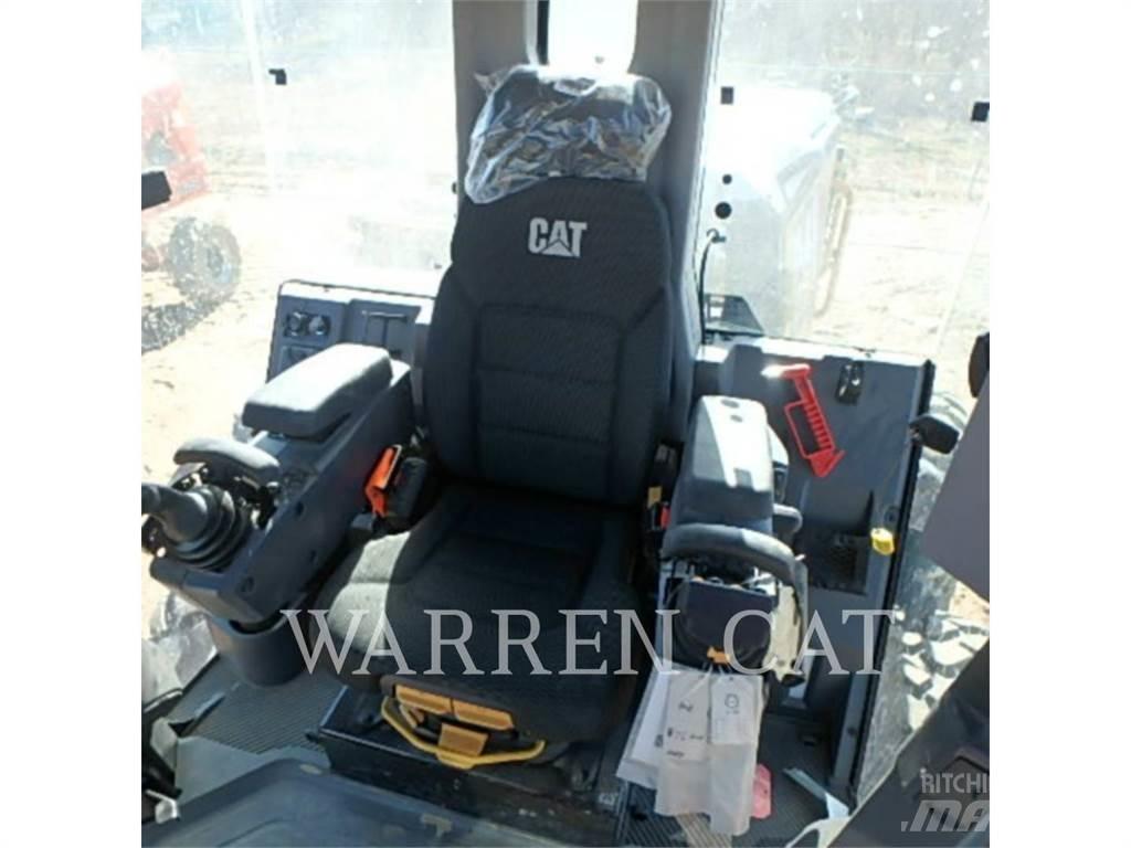 CAT 120 JY Gréderek