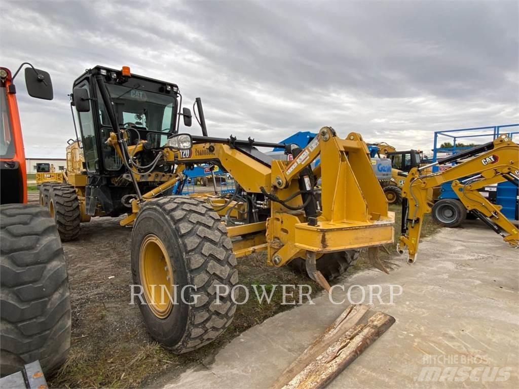 CAT 120 LVR Gréderek