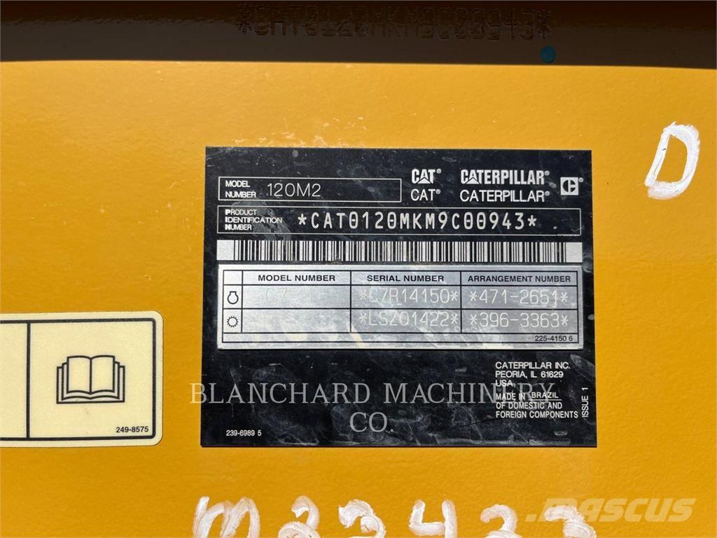 CAT 120M2 Gréderek