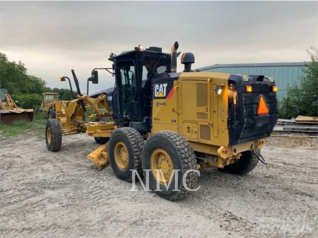 CAT 12M Gréderek