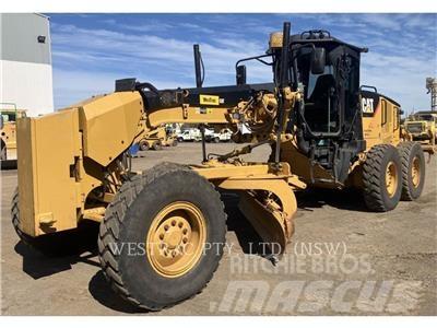 CAT 12M Gréderek