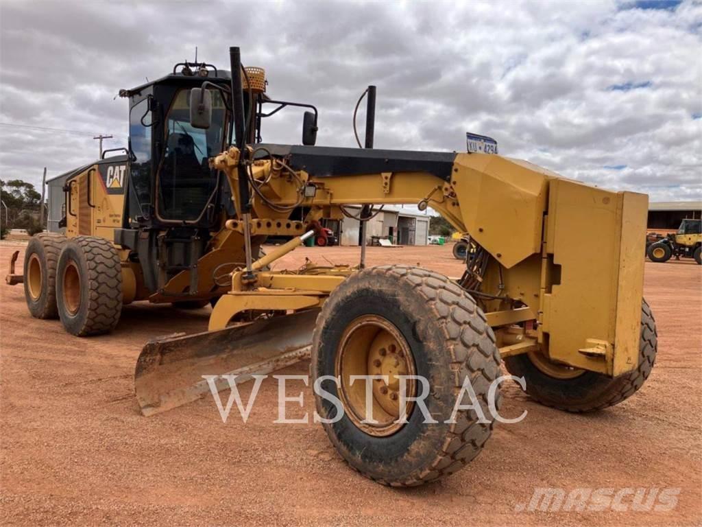 CAT 12M Gréderek