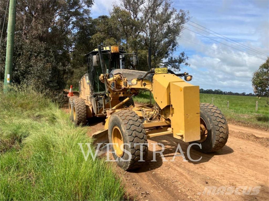 CAT 12M Gréderek