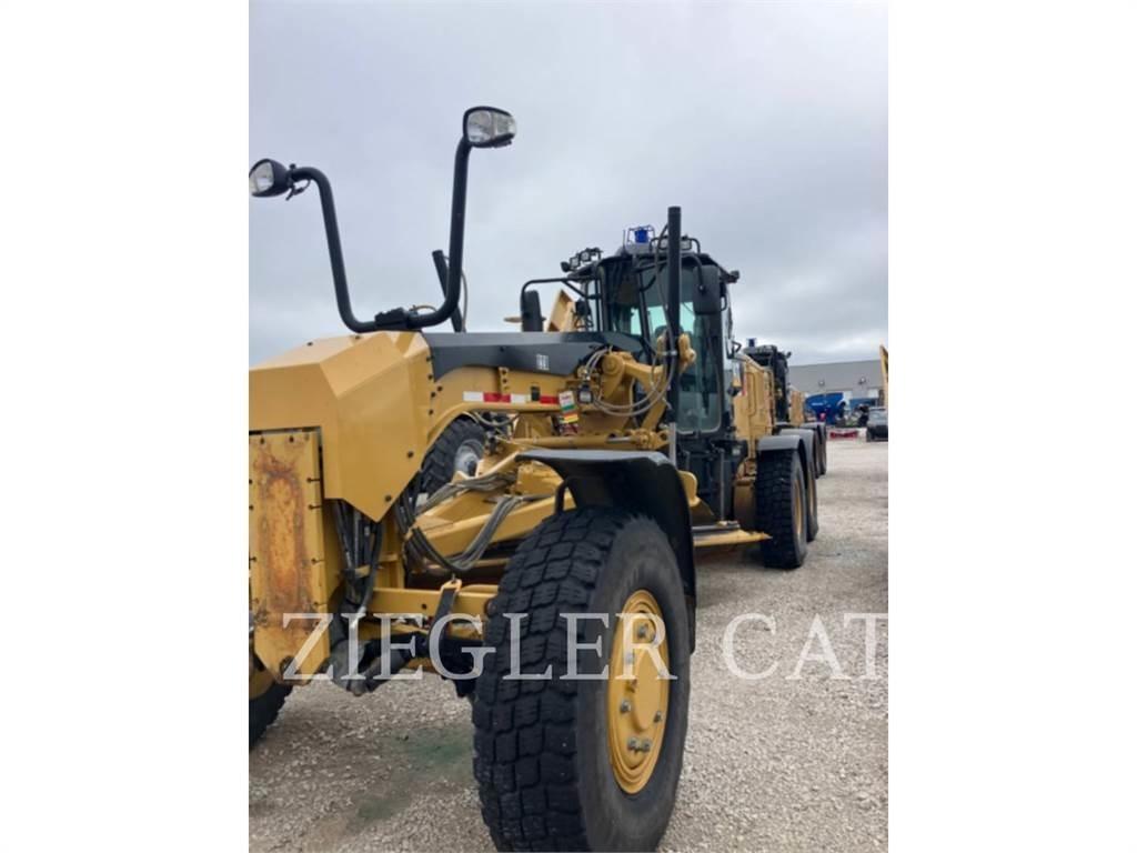 CAT 12M2AWD Gréderek