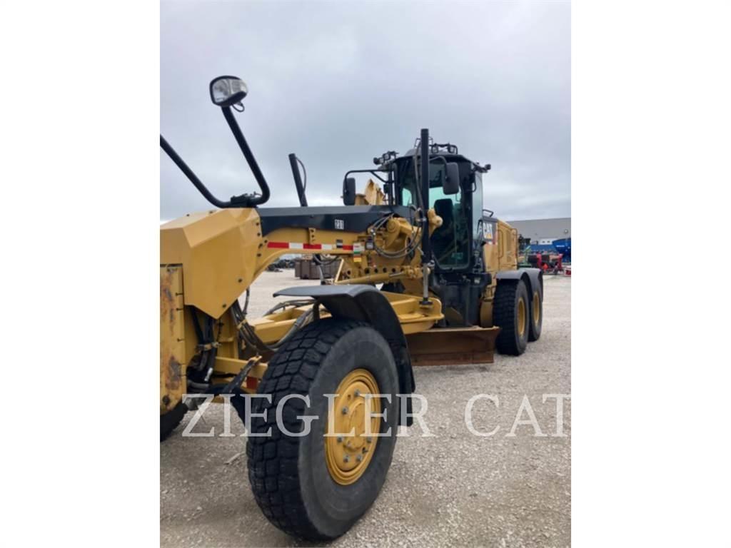 CAT 12M2AWD Gréderek