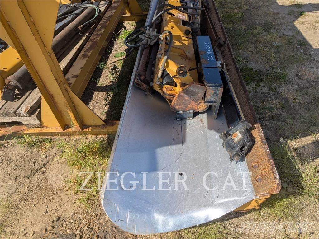 CAT 12M2AWD Gréderek
