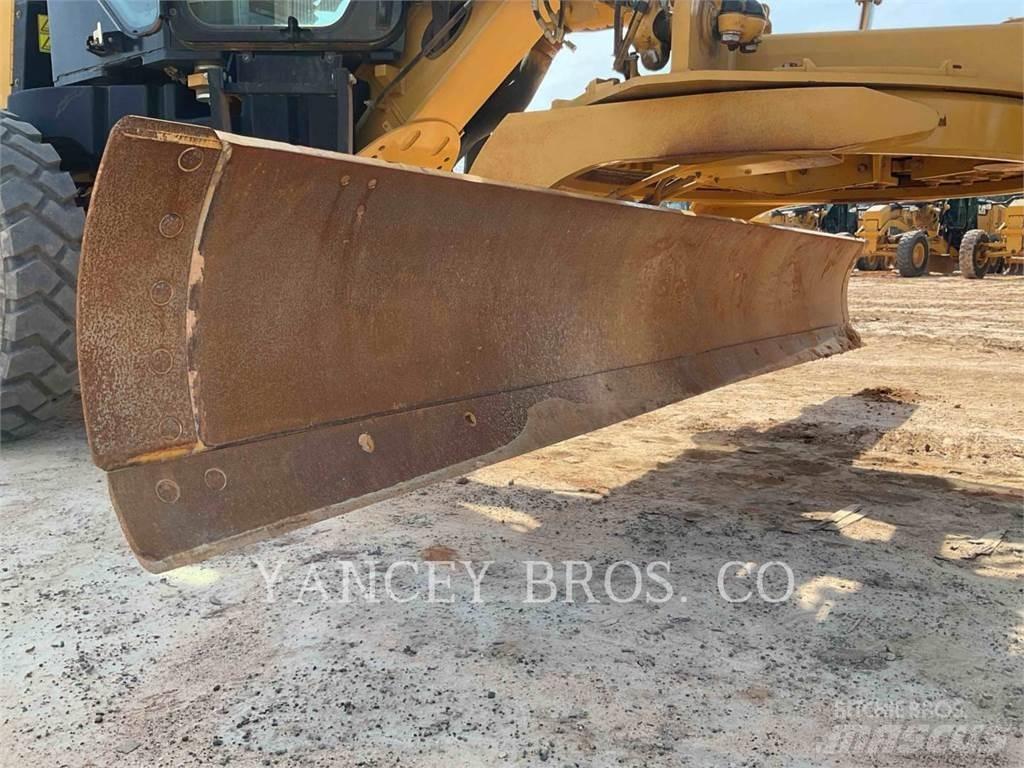 CAT 12M3 Gréderek