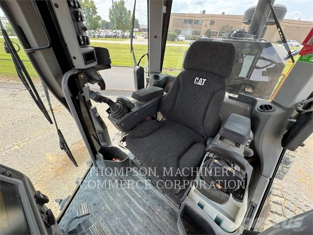 CAT 12M3 Gréderek