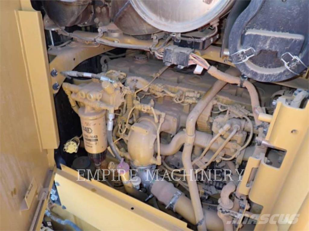 CAT 12M3 Gréderek