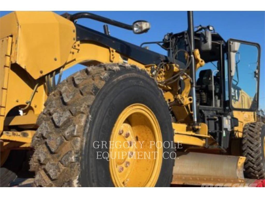 CAT 12M3 Gréderek
