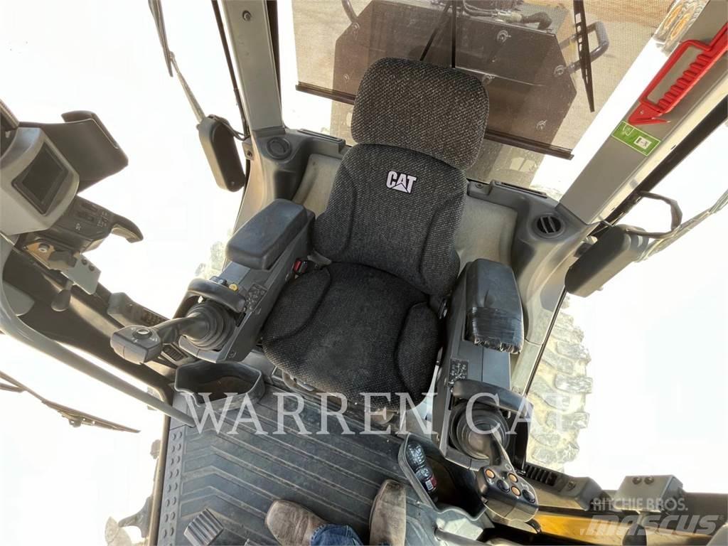 CAT 12M3 AWD Gréderek