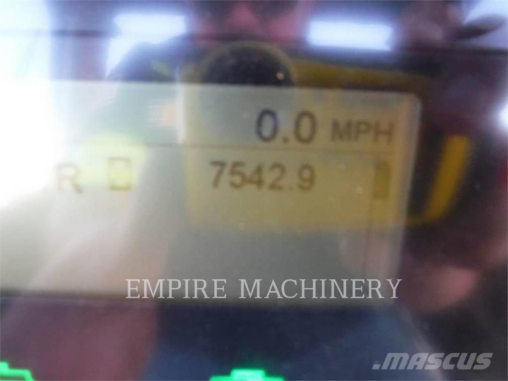 CAT 12M3 AWD Gréderek