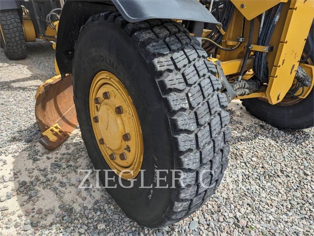CAT 12M3AWD Gréderek