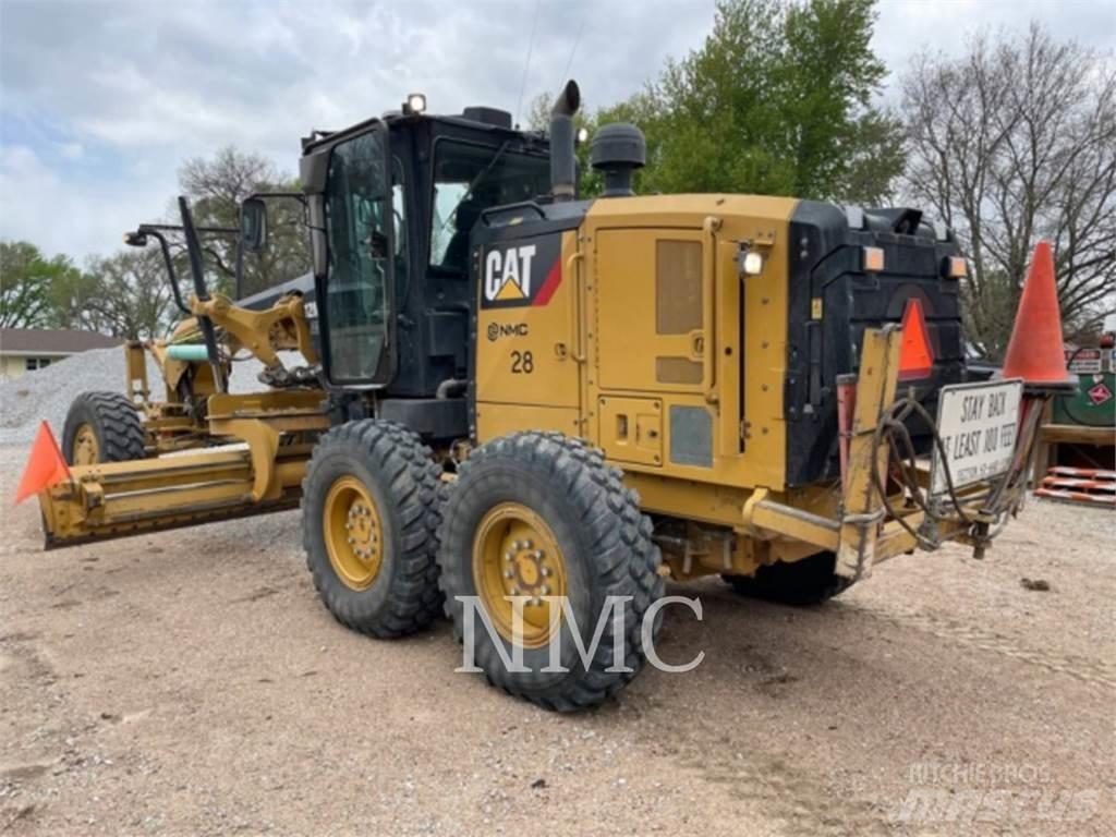 CAT 12M3AWD Gréderek