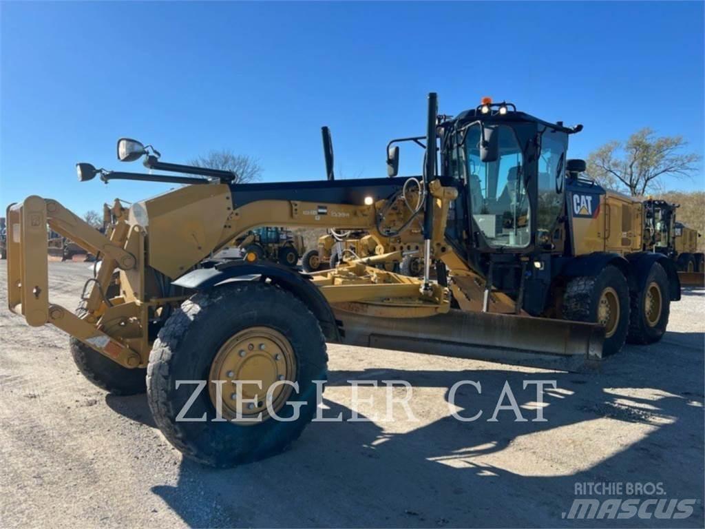 CAT 12M3AWD Gréderek