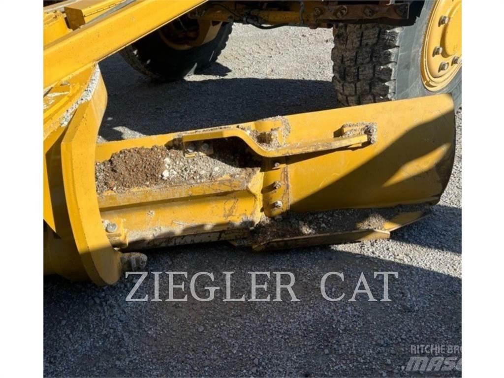 CAT 12M3AWD Gréderek