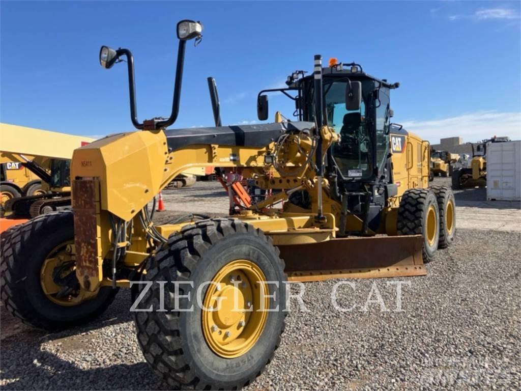 CAT 12M3AWD Gréderek