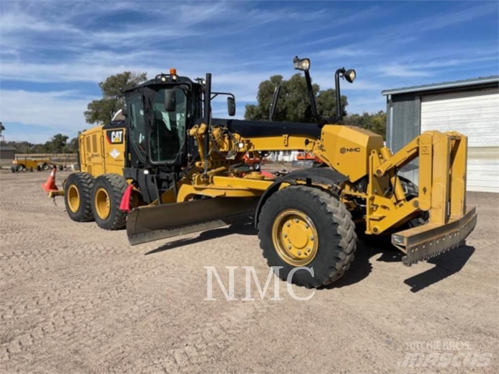 CAT 12M3AWD Gréderek