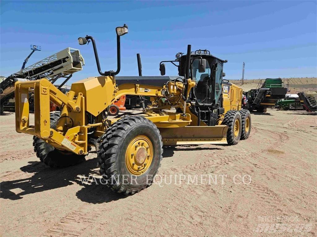 CAT 12M3AWD Gréderek