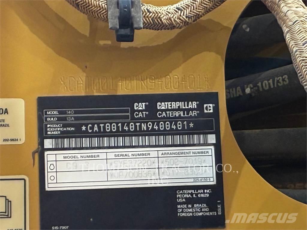 CAT 140 Gréderek