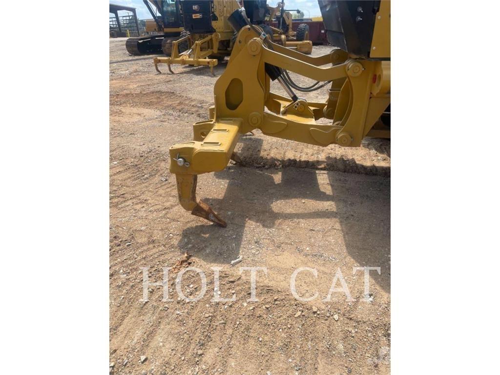 CAT 140 Gréderek