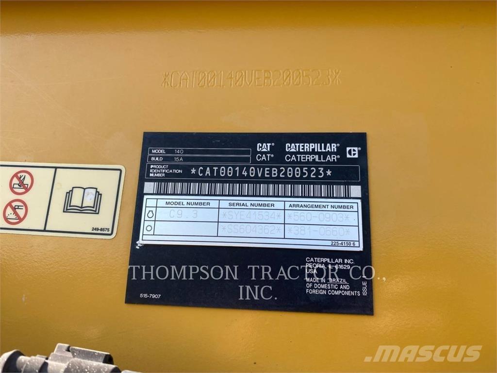 CAT 140 Gréderek