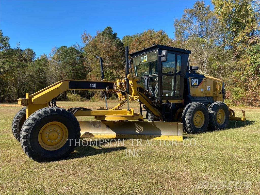 CAT 140 Gréderek