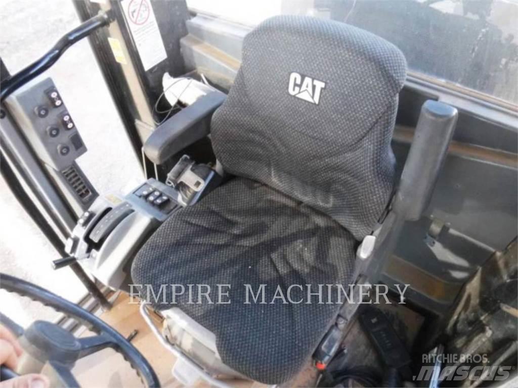 CAT 140-13 Gréderek