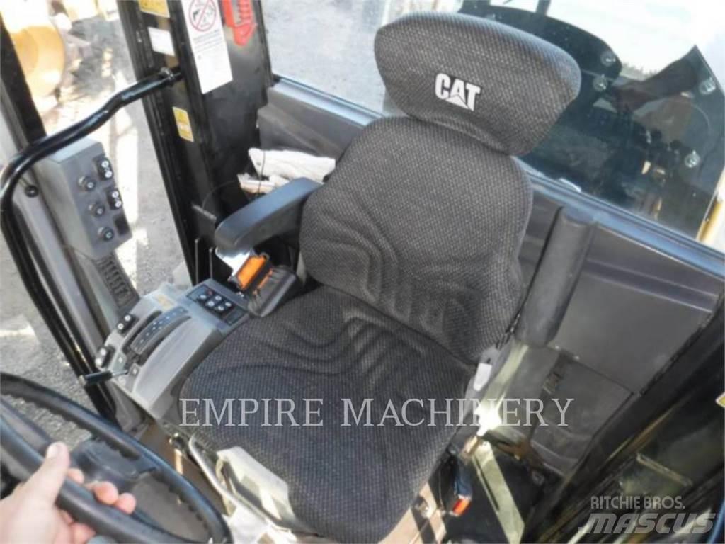 CAT 140-13 Gréderek