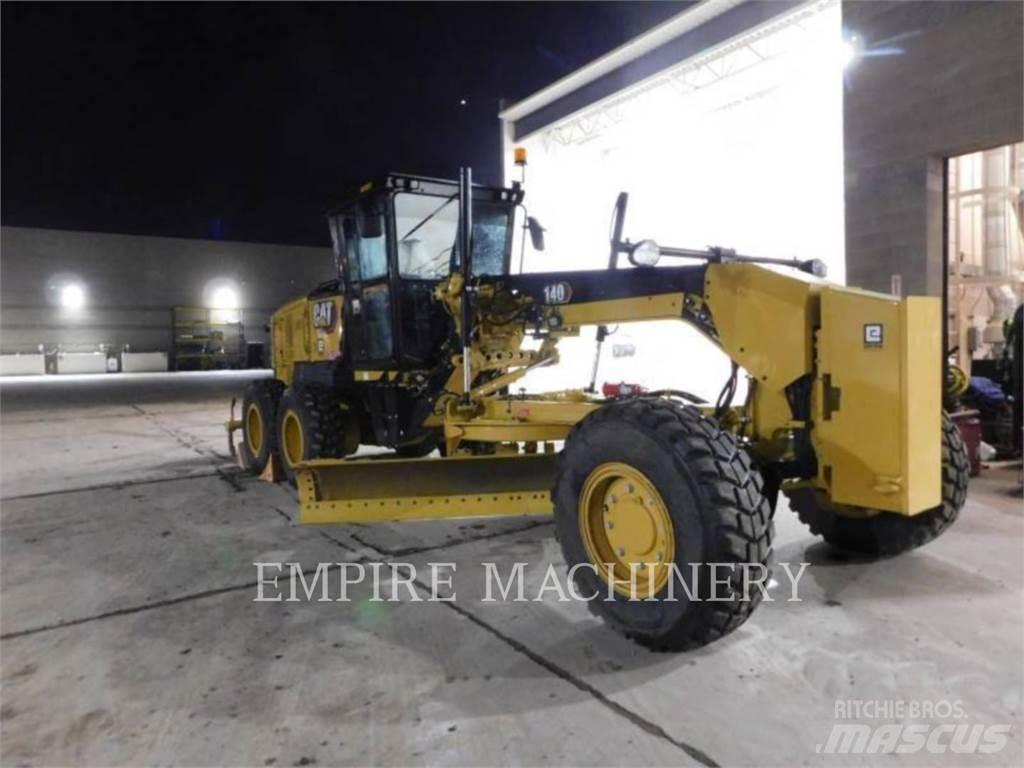 CAT 140-13 AWD Gréderek