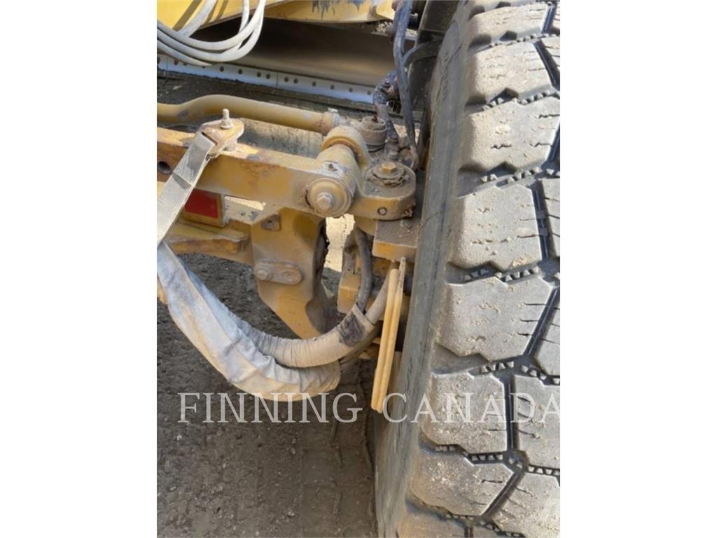 CAT 140-15 AWD Gréderek