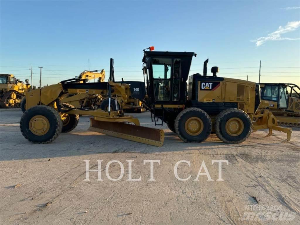 CAT 140 AWD Gréderek