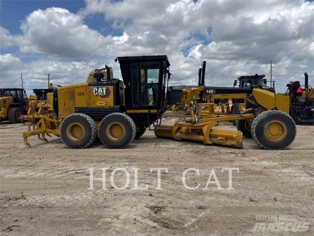 CAT 140 AWD Gréderek
